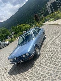 Bmw 520i e12  (targa oro Asi)