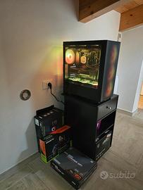 Pc gaming Ryzen 7 9800x3d  Rxt5070Ti pronta conseg
