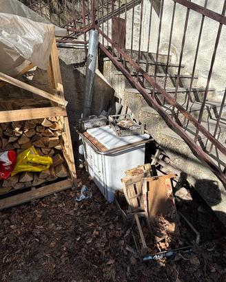 Stufa economica a legna per baita