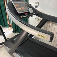 Palestra completa e tapis technogym