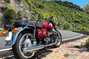 Moto Guzzi 850 GT