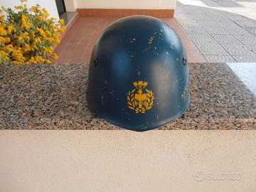 ITALIA - ELMETTO MOD. 33  - CON FREGIO AERONAUTICA