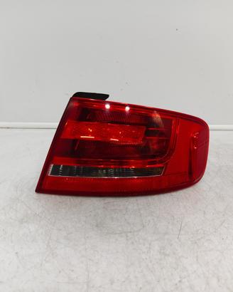 Faro fanale stop posteriore destra dx audi a4 8k2