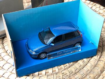Auto Modellini 1/43 die cast Fiat Punto, Fiat 500