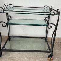 Tavolo in ferro battuto e cristallo