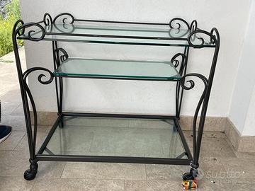 Tavolo in ferro battuto e cristallo