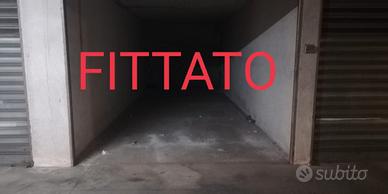 Box auto a pochi metri dalla stazione feroviaria