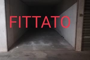 Box auto a pochi metri dalla stazione feroviaria