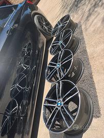 Set 4 cerchi originali BMW da 18