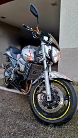 Suzuki GSR 600