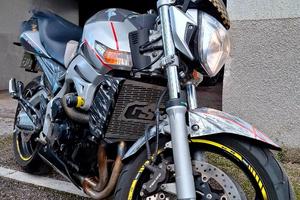 Suzuki GSR 600