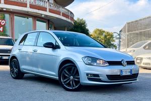 Volkswagen Golf 2014 1.6 TDI 5p. Highline BlueMoti