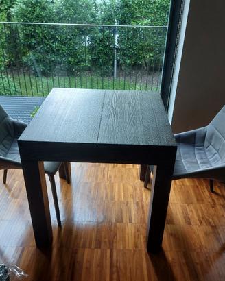 Tavolo in legno 80x80 allungabile