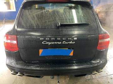PORSCHE Cayenne 4.8 Turbo