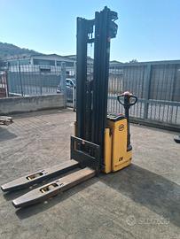 transpallet stoccatore elettrico om 14 quintali 