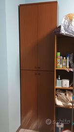 Armadio in legno