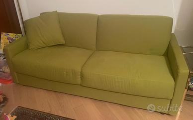 Divano letto matrimoniale