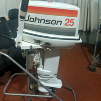 Motore fuoribordo Johnson 25