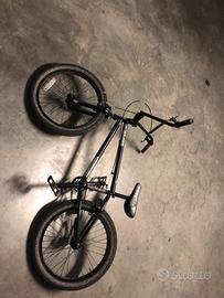 Bicicletta bmx