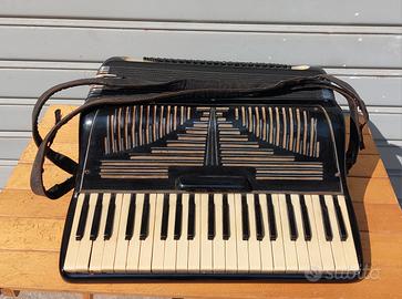 fisarmonica vintage 