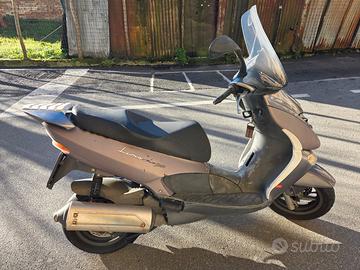 Aprilia Leonardo 125