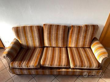 Divano come nuovo comodo, non sprofonda