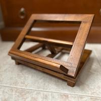 Leggio da chiesa in legno