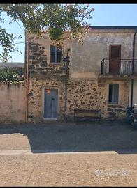 Casa indipendente da ristrutturare a Tadasuni