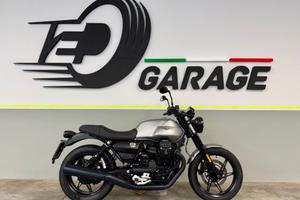 Moto Guzzi V7 pari al nuovo