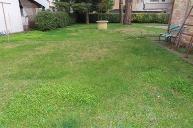 Casa indipendente di 240 m² con più di 5 locali e 