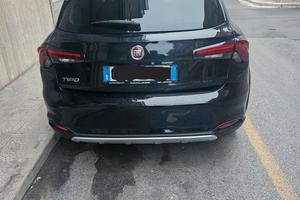 fiat tipo cross hatchback 