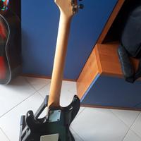 chitarra elettrica 