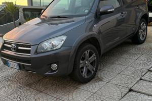 Toyota RAV4 2.2 D-4D 150 CV Luxury