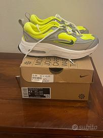 Nike Air Max Bliss nr. 37,5 Nuove