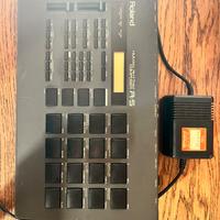Roland R5 Batteria elettronica