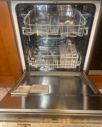 Lavastoviglie Electrolux