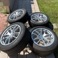 Cerchioni porsche e gomme