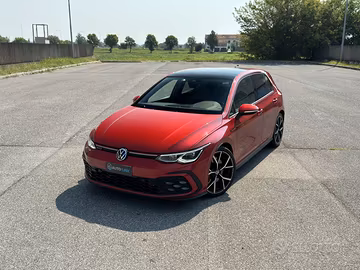 Volkswagen Golf 8 GTI 2.0 tsi 245cv dsg