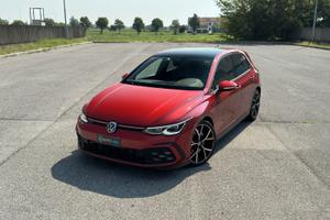 Volkswagen Golf 8 GTI 2.0 tsi 245cv dsg