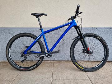 Dartmoor Hornet 27.5  - Forcella e freni Formula
