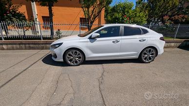 Hyundai i30 fastback