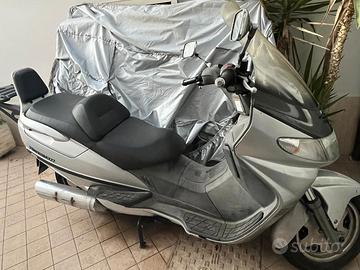 Suzuki Burgman AN 400