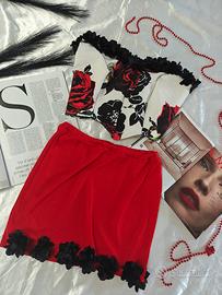 Completo due pezzi composto da top e gonna