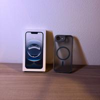 iPhone 16e Nuovo con Cover. Spedizione da 0,99€.