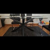 Tavolo Vetro Hartè + 4 sedie in omaggio