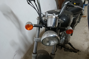 Moto Suzuki marauder