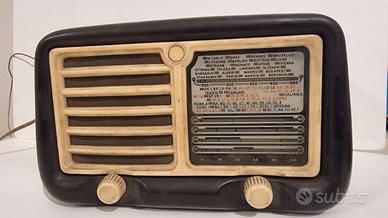 Rara radio a valvole Geloso anni 50