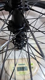 Ruote 45 Disc con raggi in carbonio 