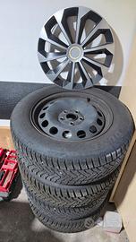 215/60 R16 PNEUMATICI INVERNALI CON CERCHI  VW 