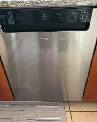 Lavastoviglie Whirlpool